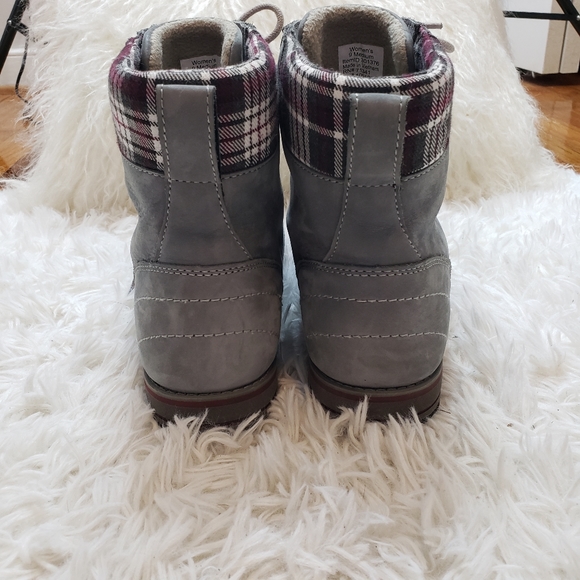 LL BEAN Womens Park Ridge Casual Boot Low gray  Maroon and gray tartan Size 9 - Picture 9 of 10